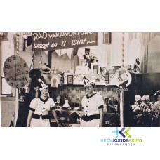 Fancy Fair 1932 Links An Verborg-Rechts Dina van Duren Coll. G.B.Janssen
